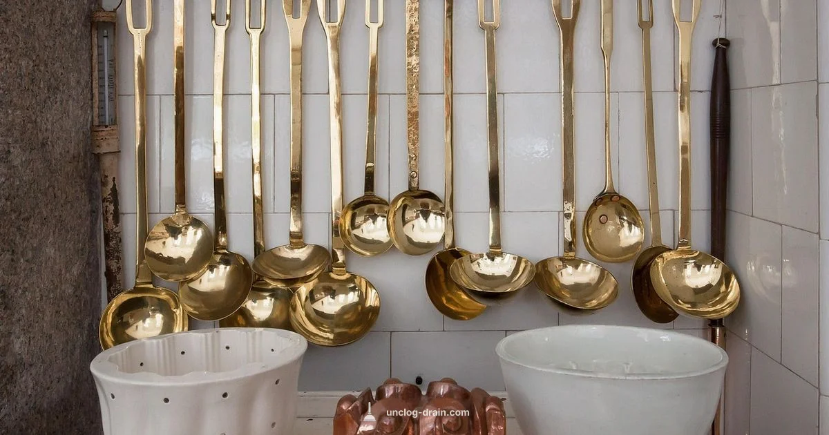 Baking Soda DIY Fix - Unclog Drain